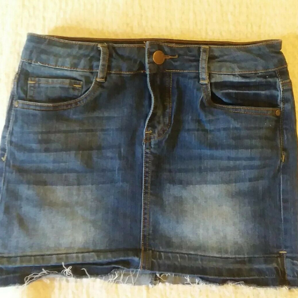DOLLHOUSE Junior's Skirt Size 5 Blue Jean Denim